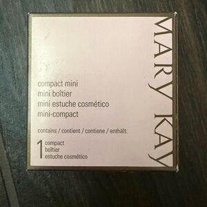 🦄3/$15 Mary Kay Compact Mini - Rose gold